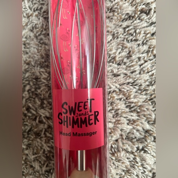 Sweet & Shimmer Head Massager – New - Picture 2 of 3